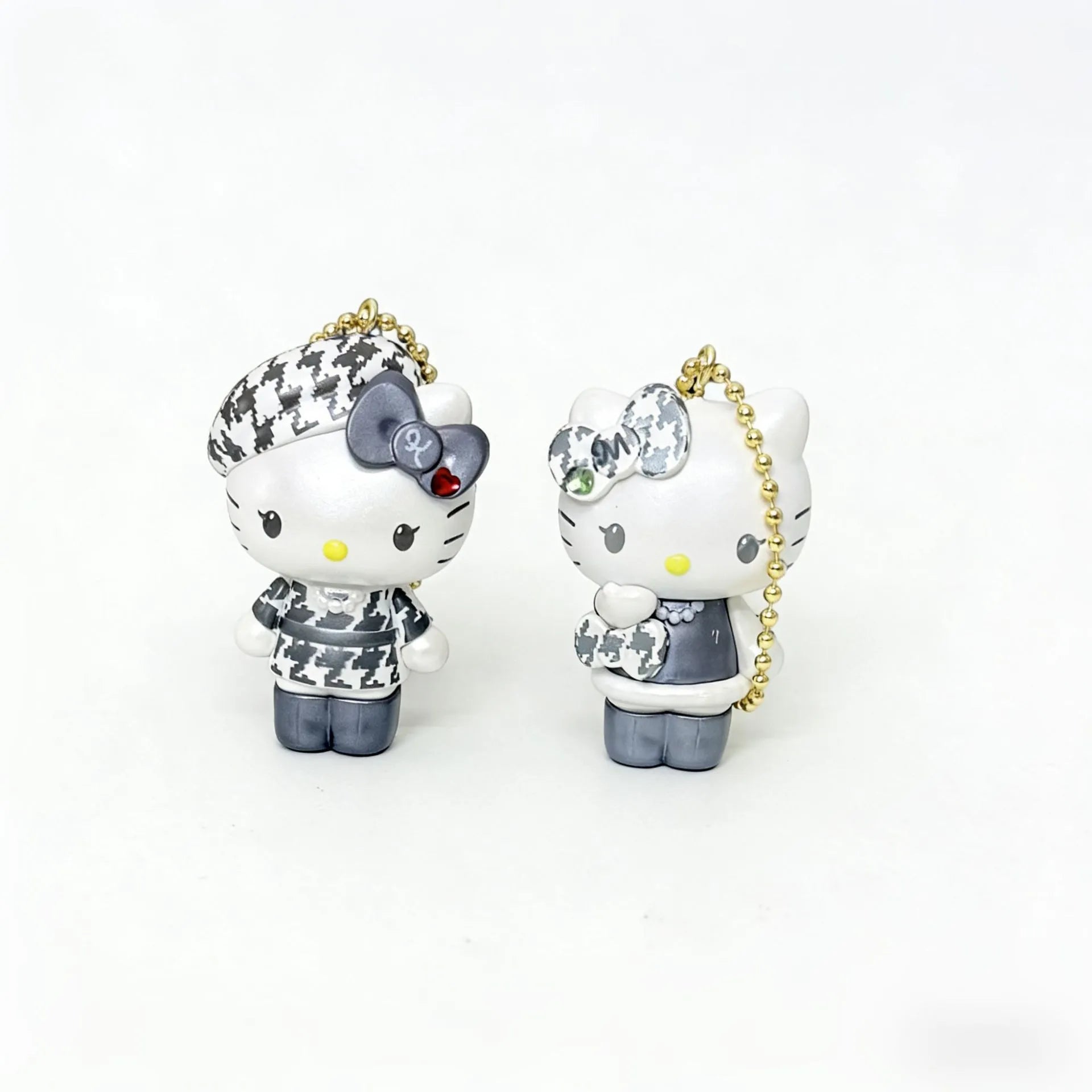 Hello Kitty's Houndstooth Luxe Pendant Blind Box