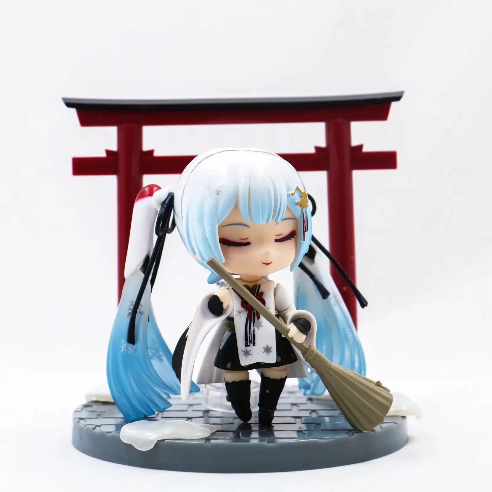 Nendoroid 800 Snow Miku Figure
