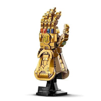 Thanos Infinity Gauntlet Building Blocks (592 Pcs)
