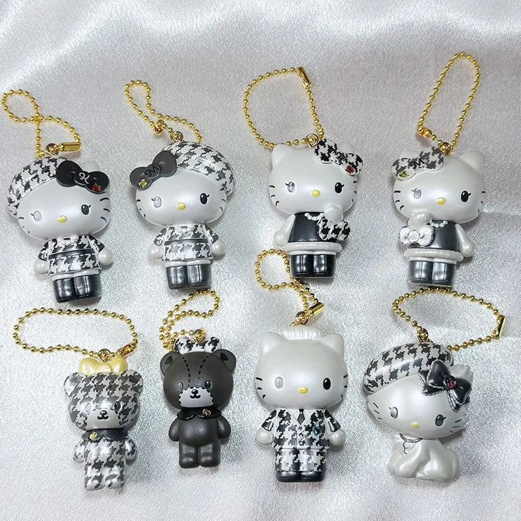 Hello Kitty's Houndstooth Luxe Pendant Blind Box