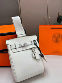 Luxe Horse Carriage Hac A Dos GM Chest Bag