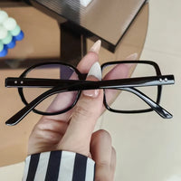 Retro Asymmetric Statement Glasses