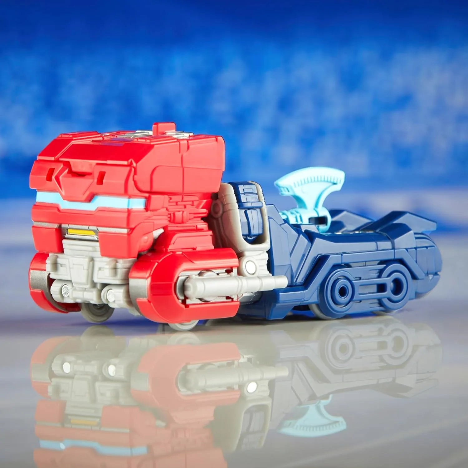 Transformers One OD-01 Deluxe Class Optimus Prime Action Figure