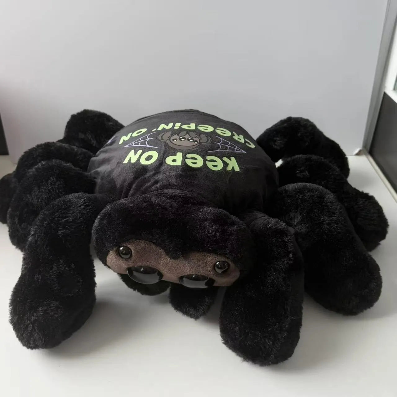 Lucas the Spider Keep On Creepin' On Plush (30 cm)