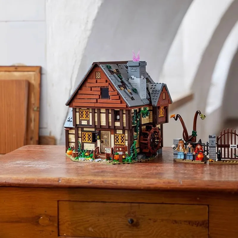Hocus Pocus Magic House Building Blocks (2316 Pcs)