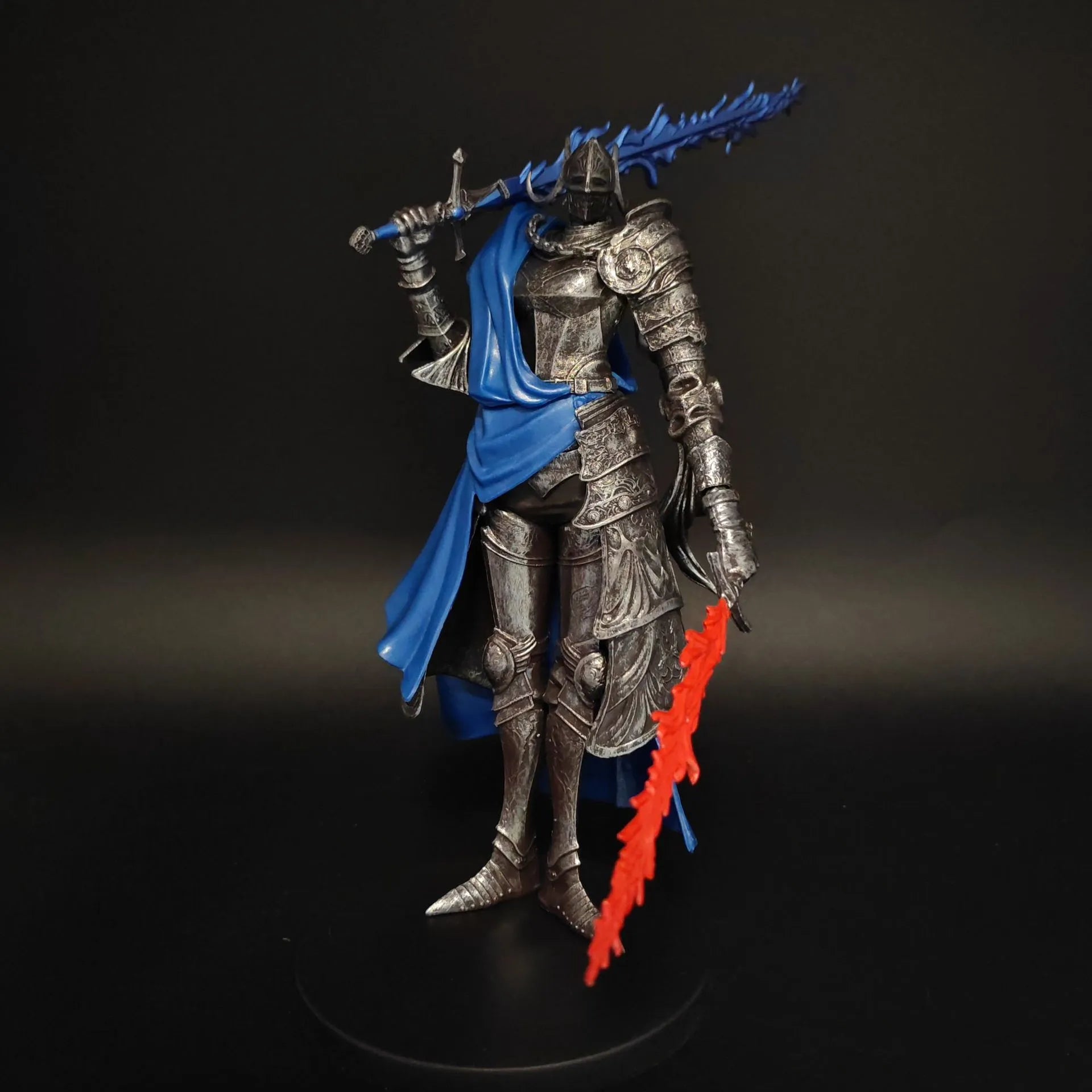 Dark Souls Pontiff Sulyvahn Boss Figure (21 cm)