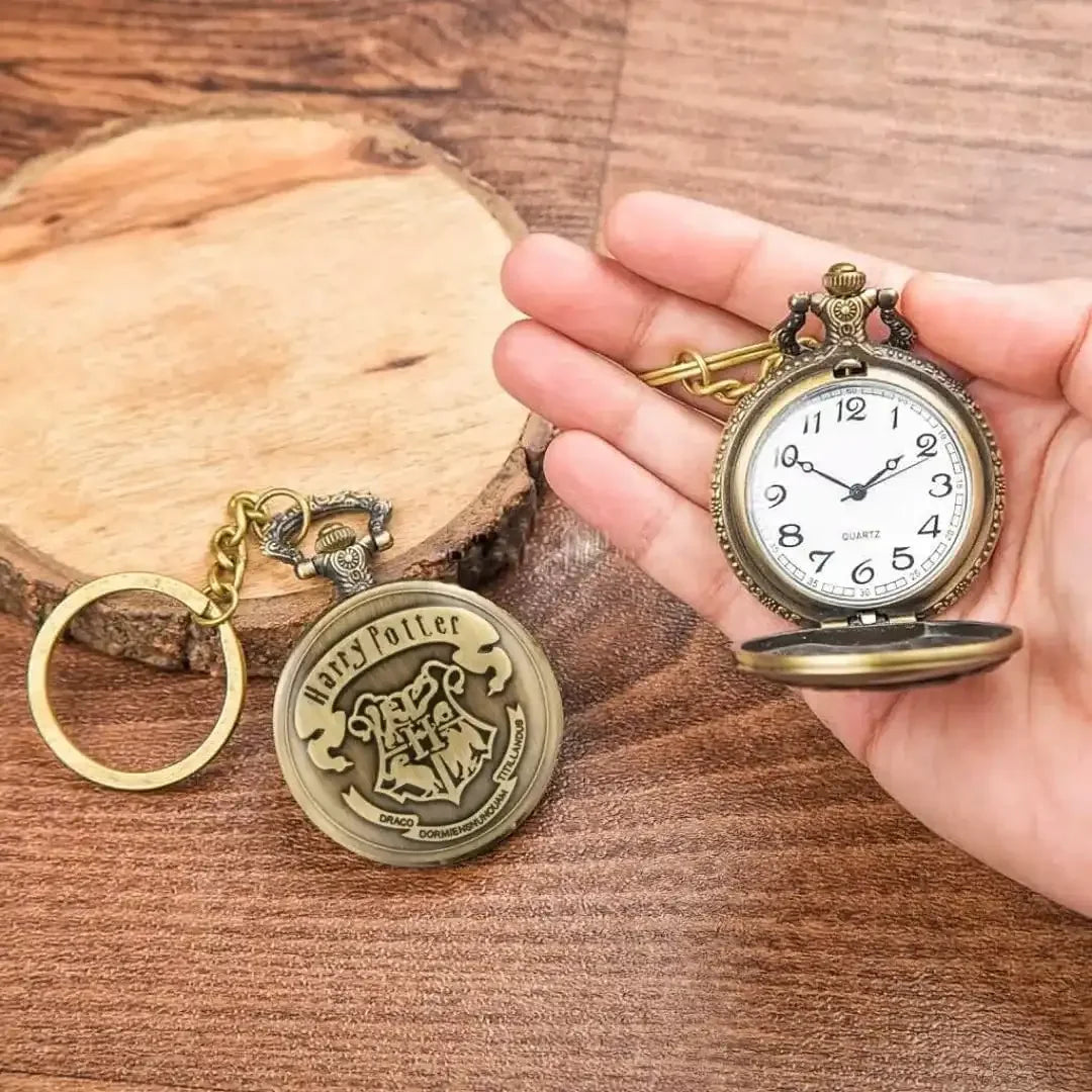 Classic Elegance Pocket Watch Keychain