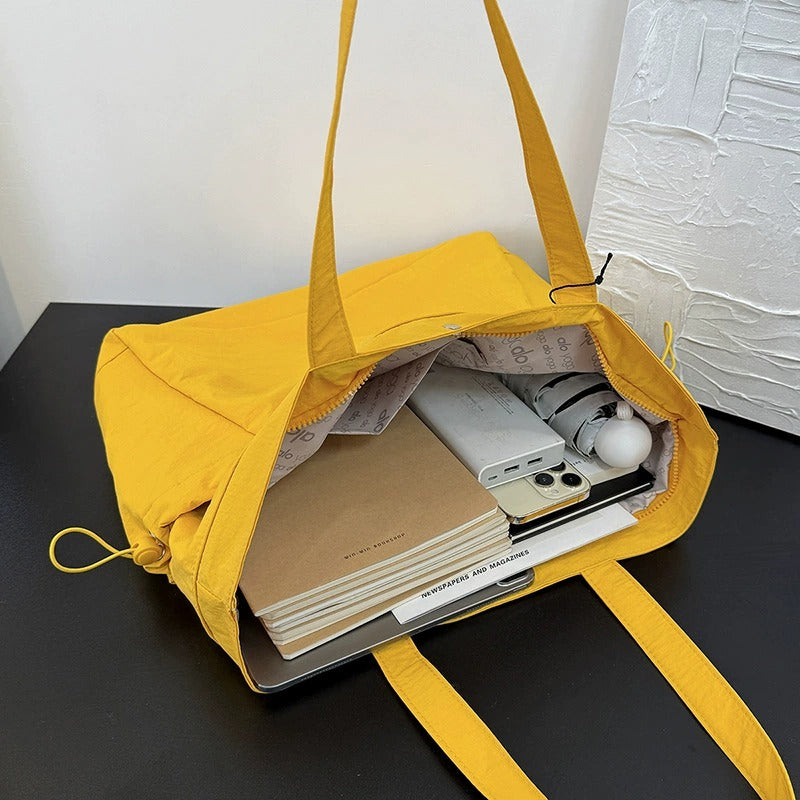 Alo Aura Universal Tote Bag