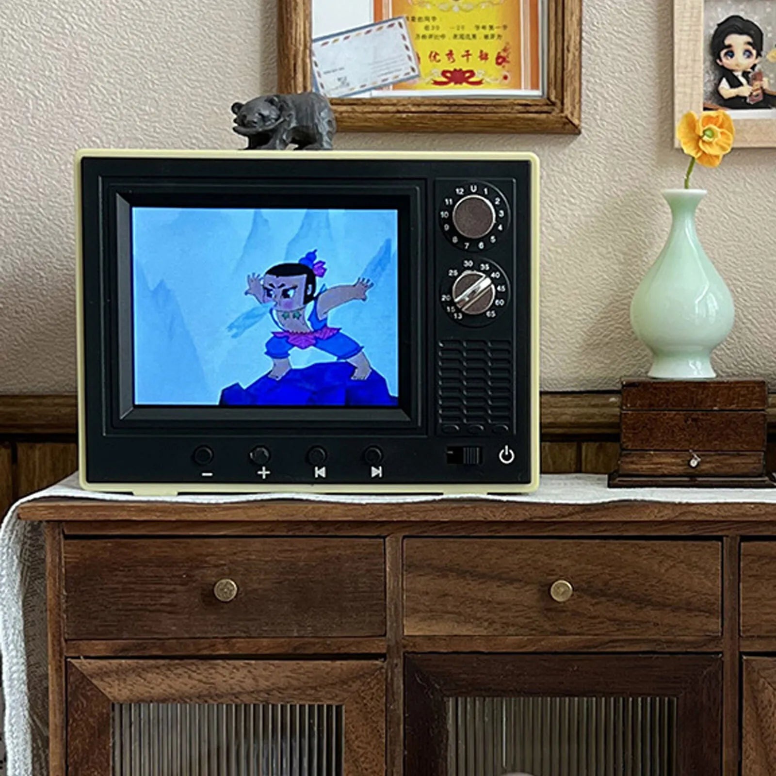 The World's Smallest TV