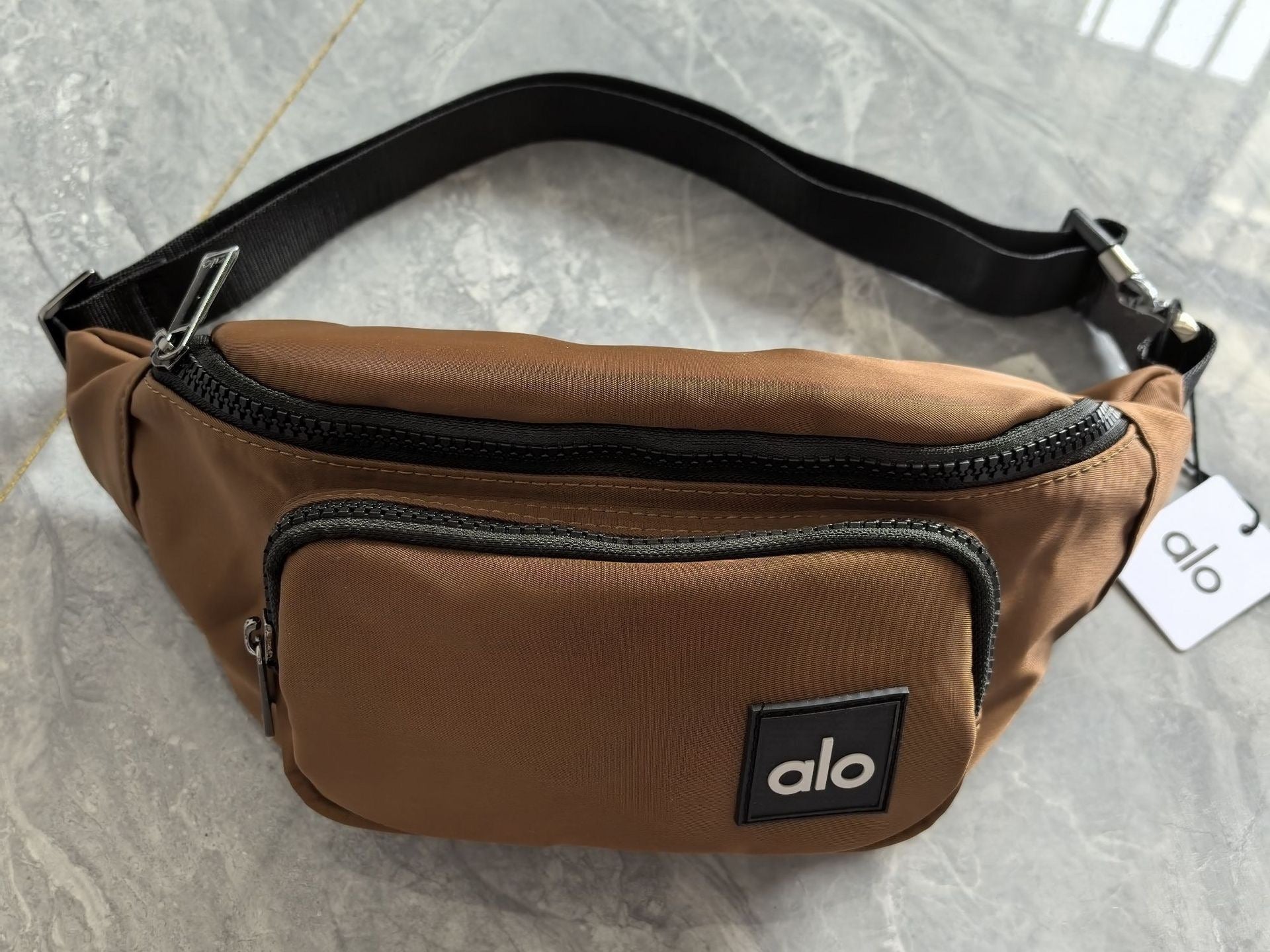 Alo Aura Multi-function Waist Bag