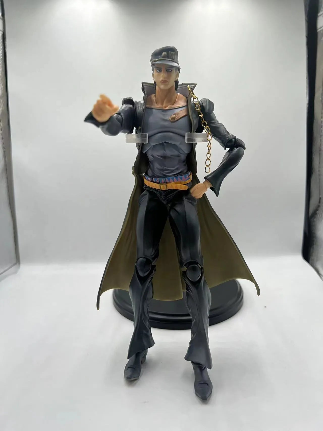 Kujo Jotaro Stardust Crusader Figurine (23 cm)