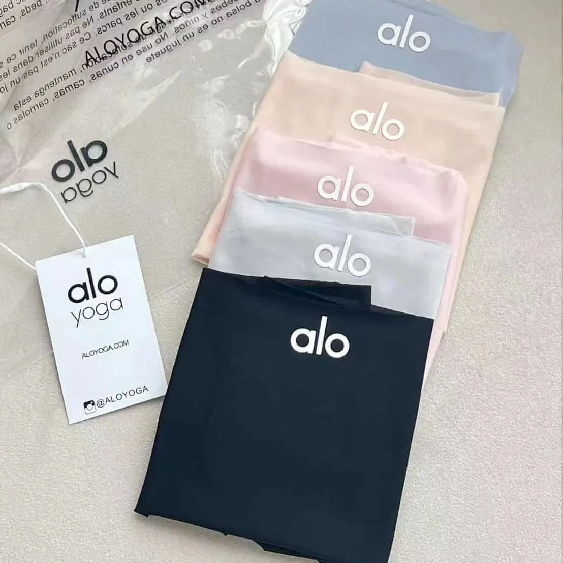 alo rabattcode Alo Yoga Airbrush Silk Underwear (Set of 5)
