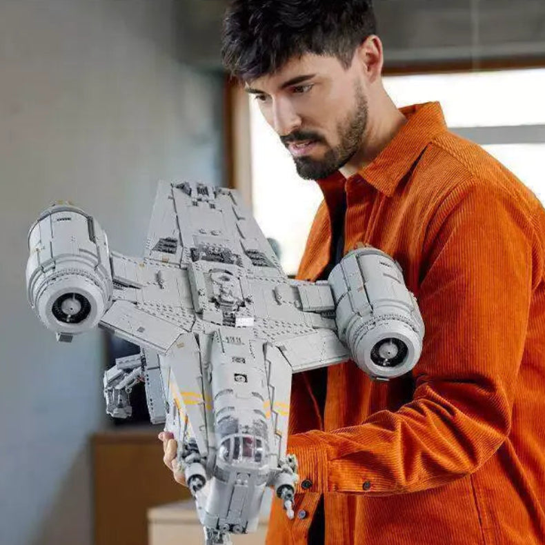 Star Wars The Razor Crest Building Blocks (6187 Pcs)
