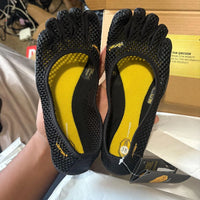 VibeRM Vi-B Mesh Five-Finger Studio Shoes