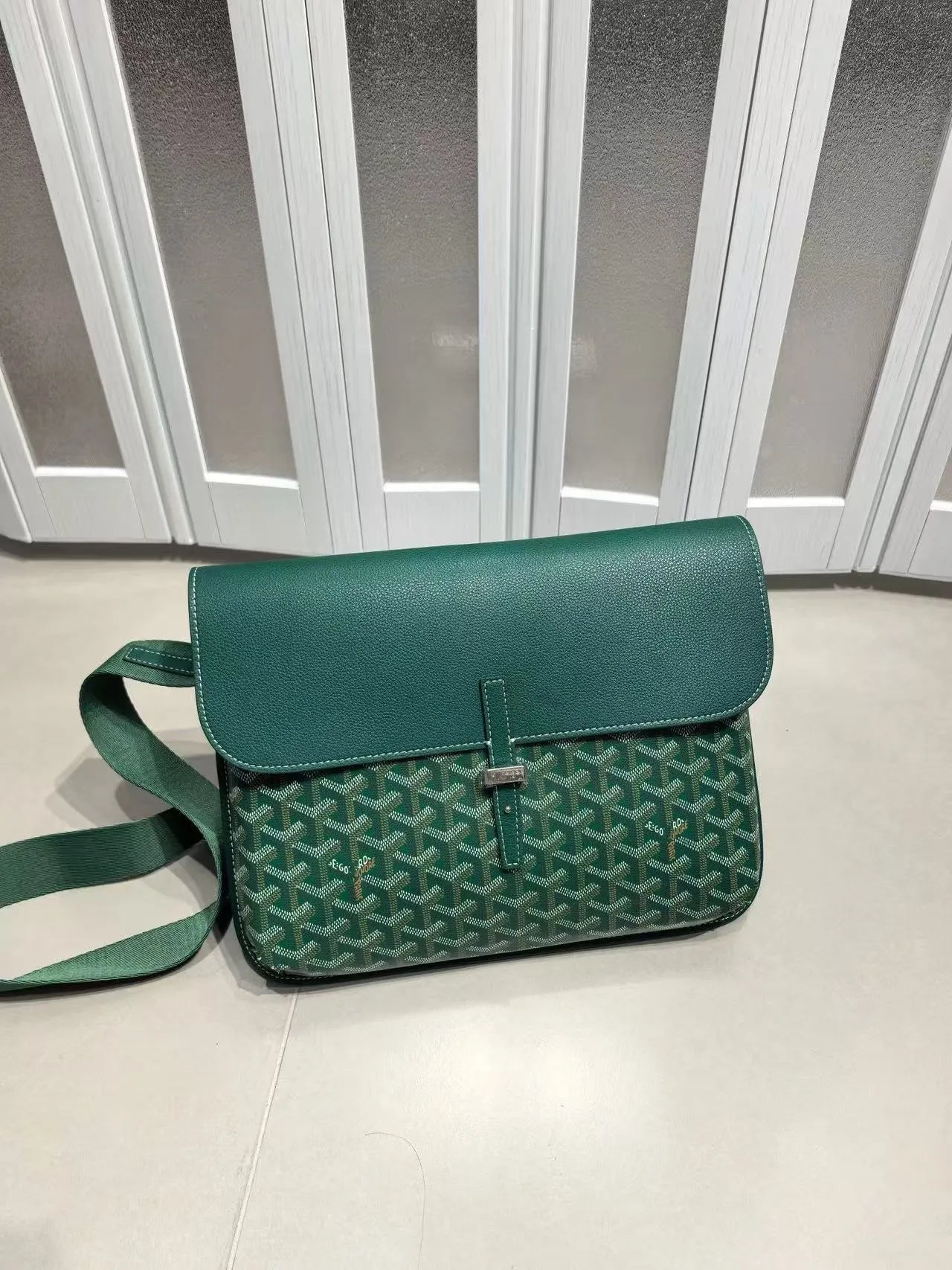 GOY-D Luxe Courier Messenger Bag