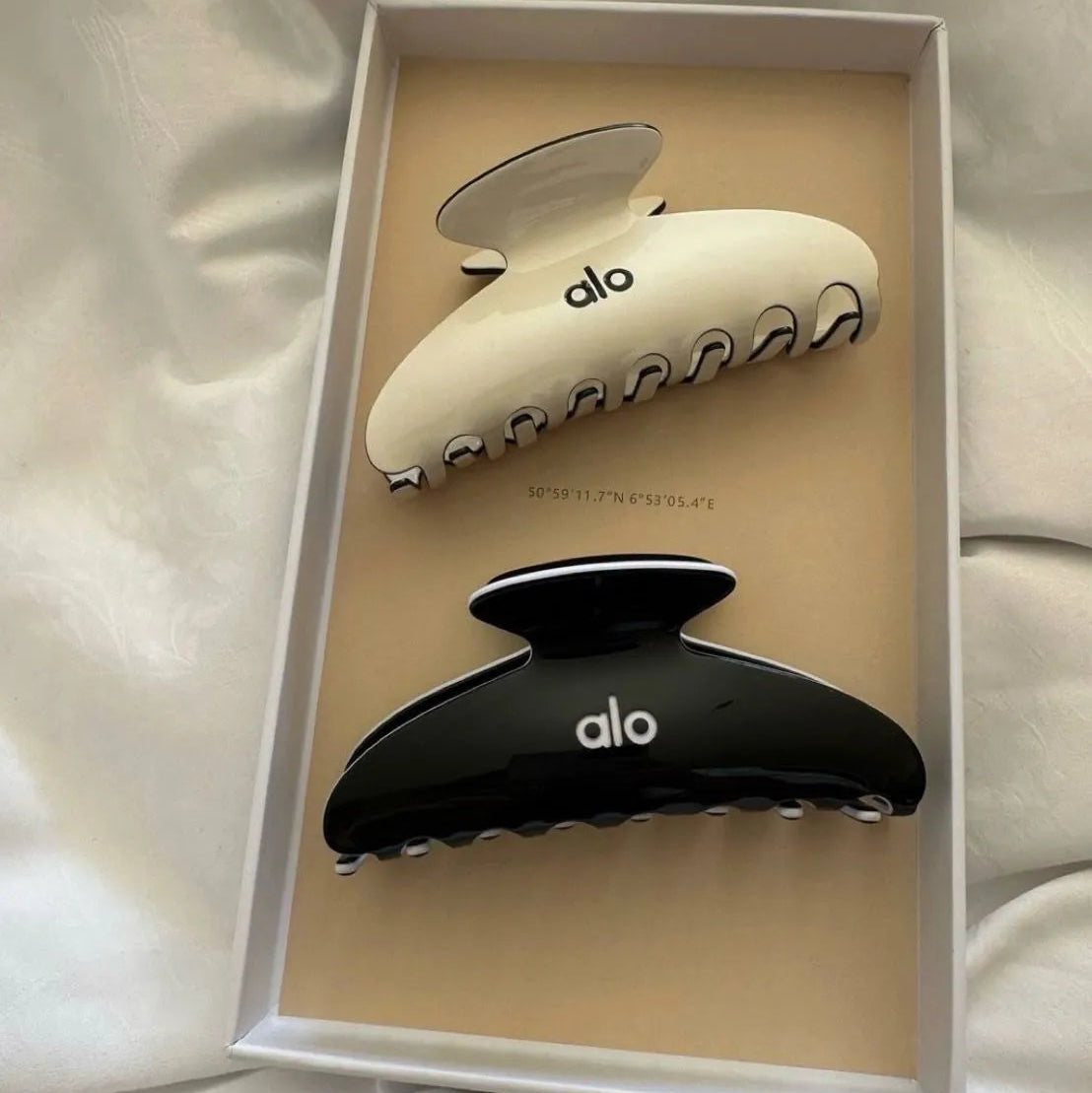 ALO Yoga Outline Two-Tone Hair Claw Clip