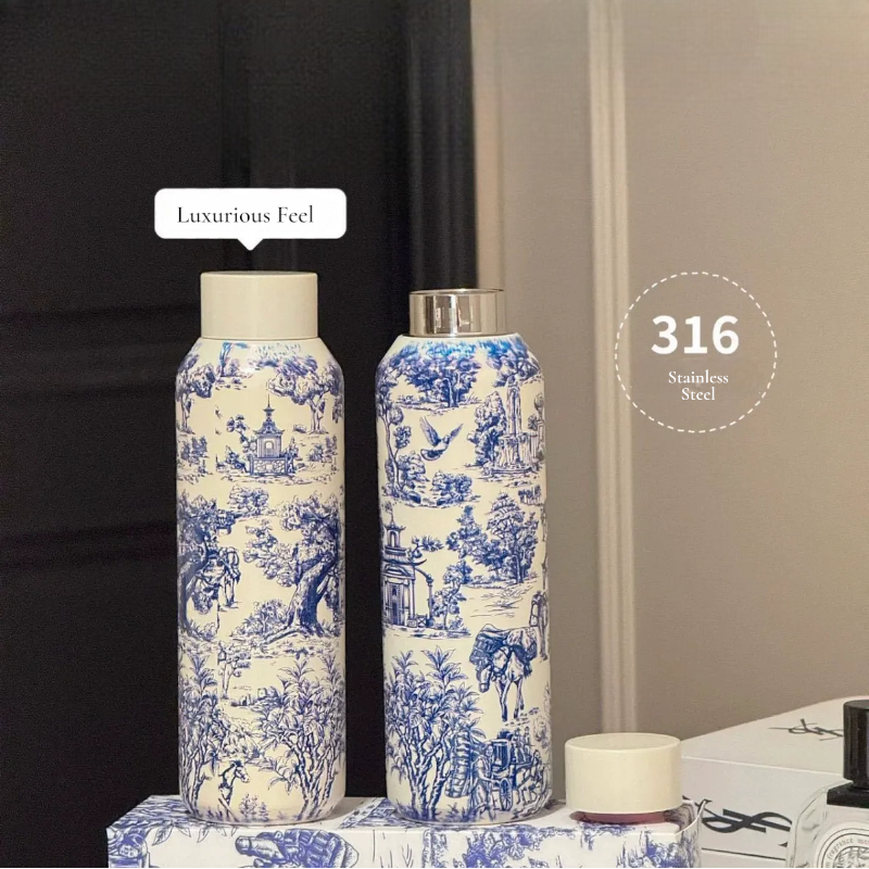 D Luxe Royal Toile Vintage Bottle (500 ml)