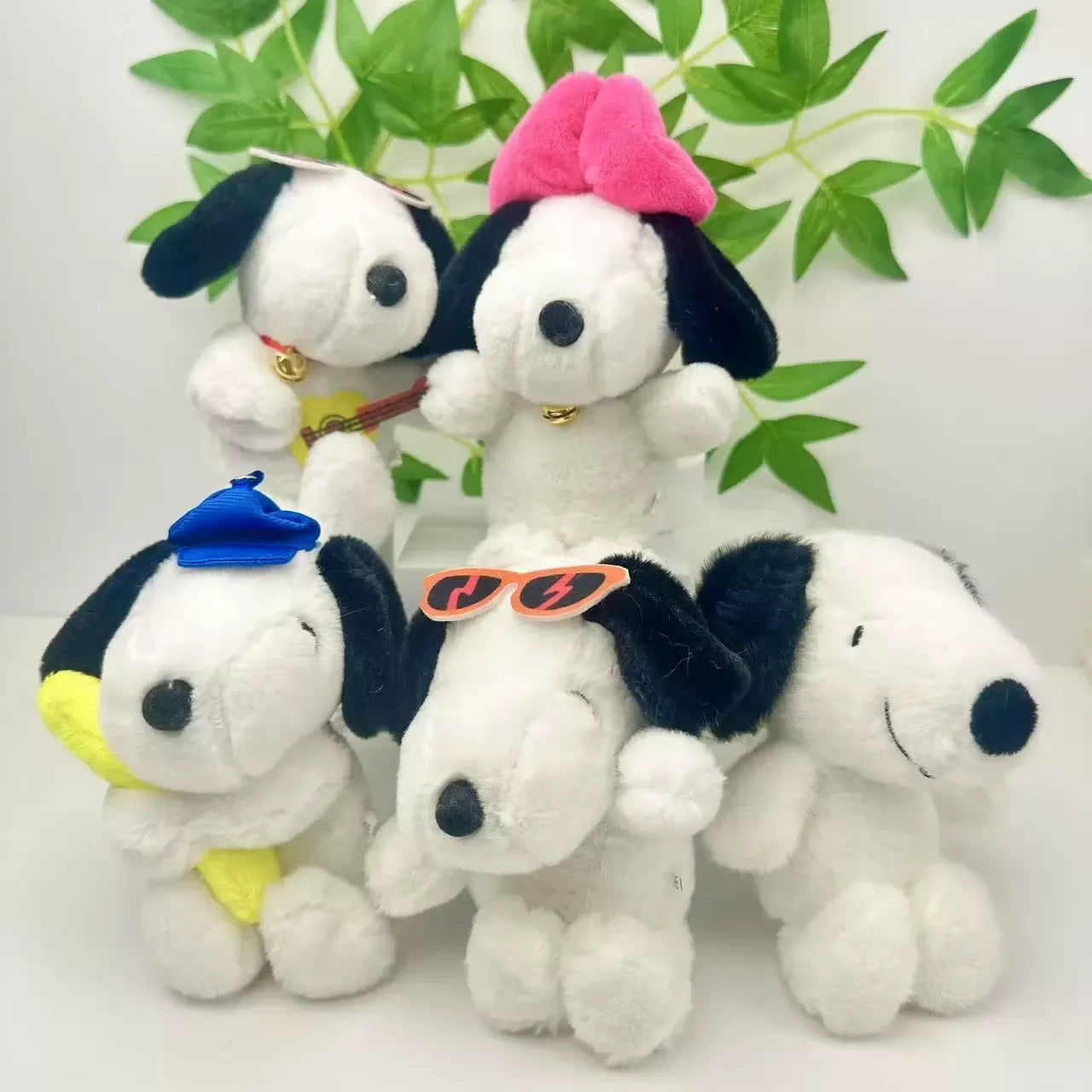 Peanuts Persona Snoopy Plush Keychain