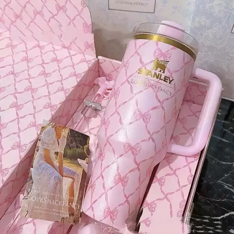 Stanley x LoveShackFancy Flowstate Quencher