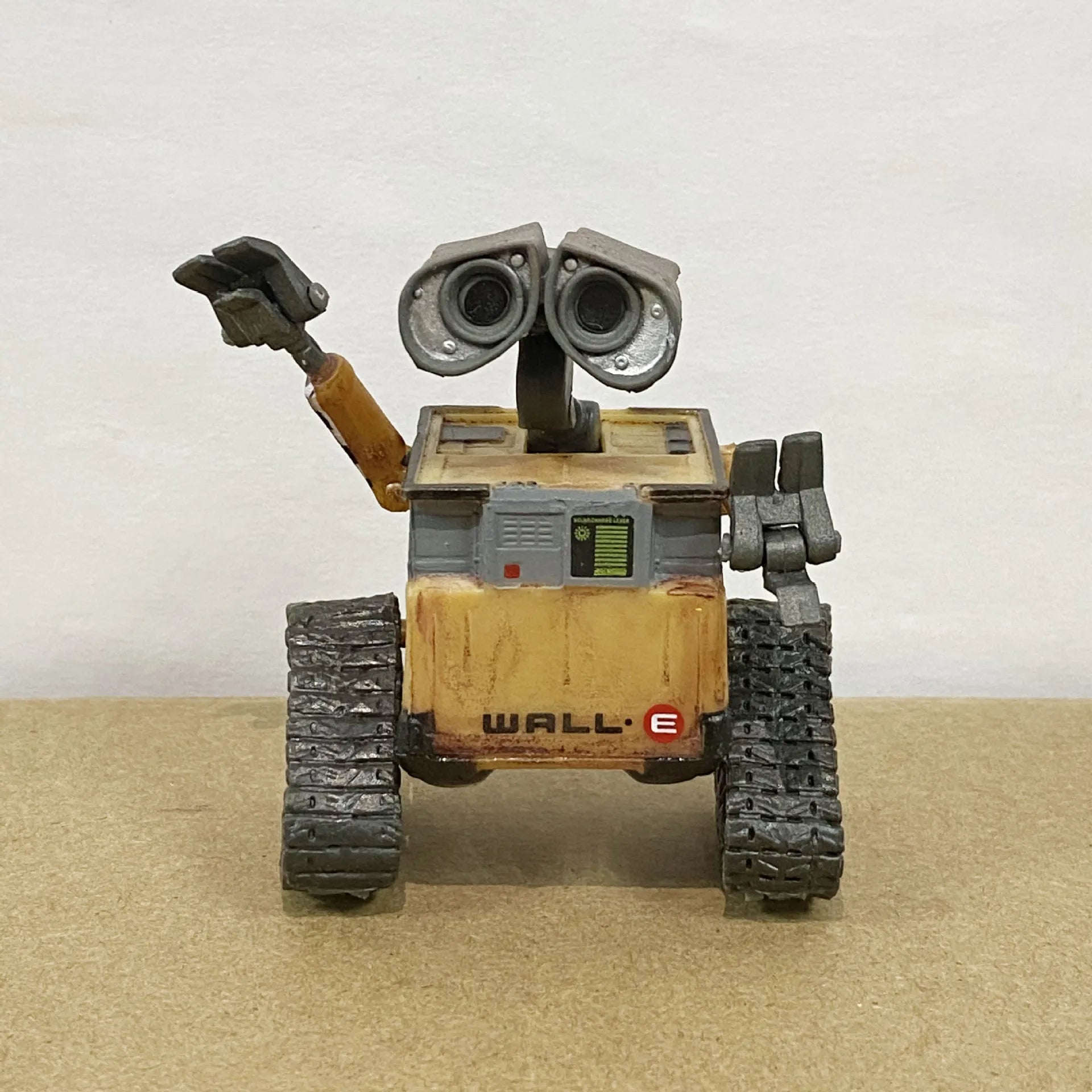 WALL-E & EVE Mini Decorative Figurine
