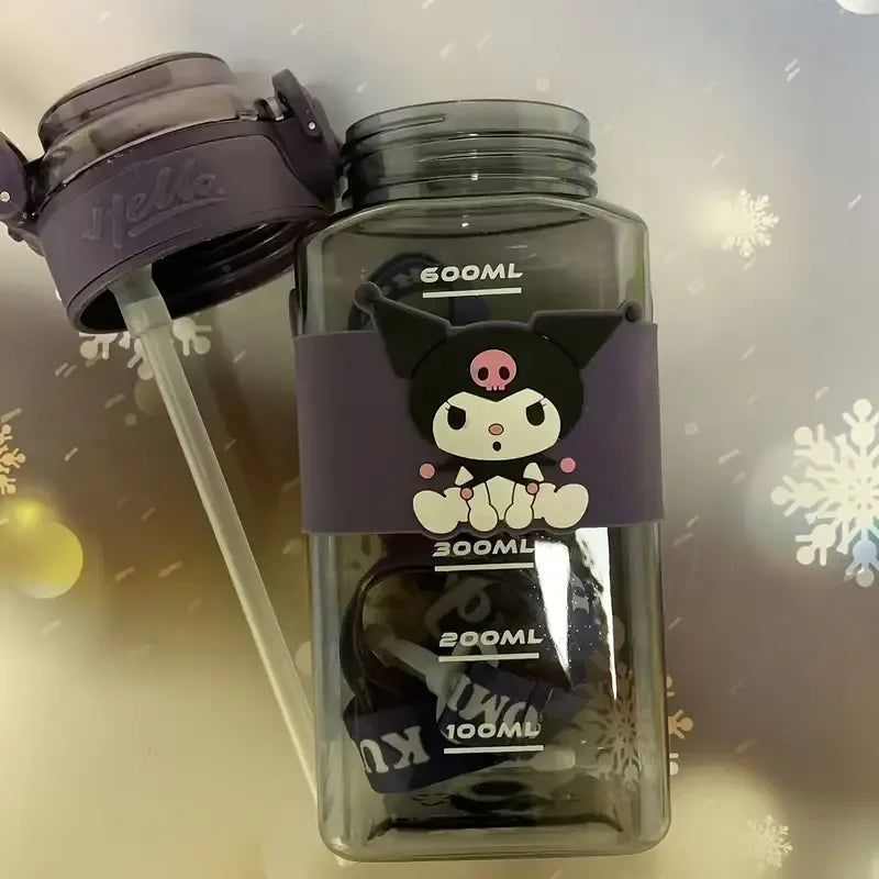 Sanliou Flip-top Lid Water Bottle (600 ml)