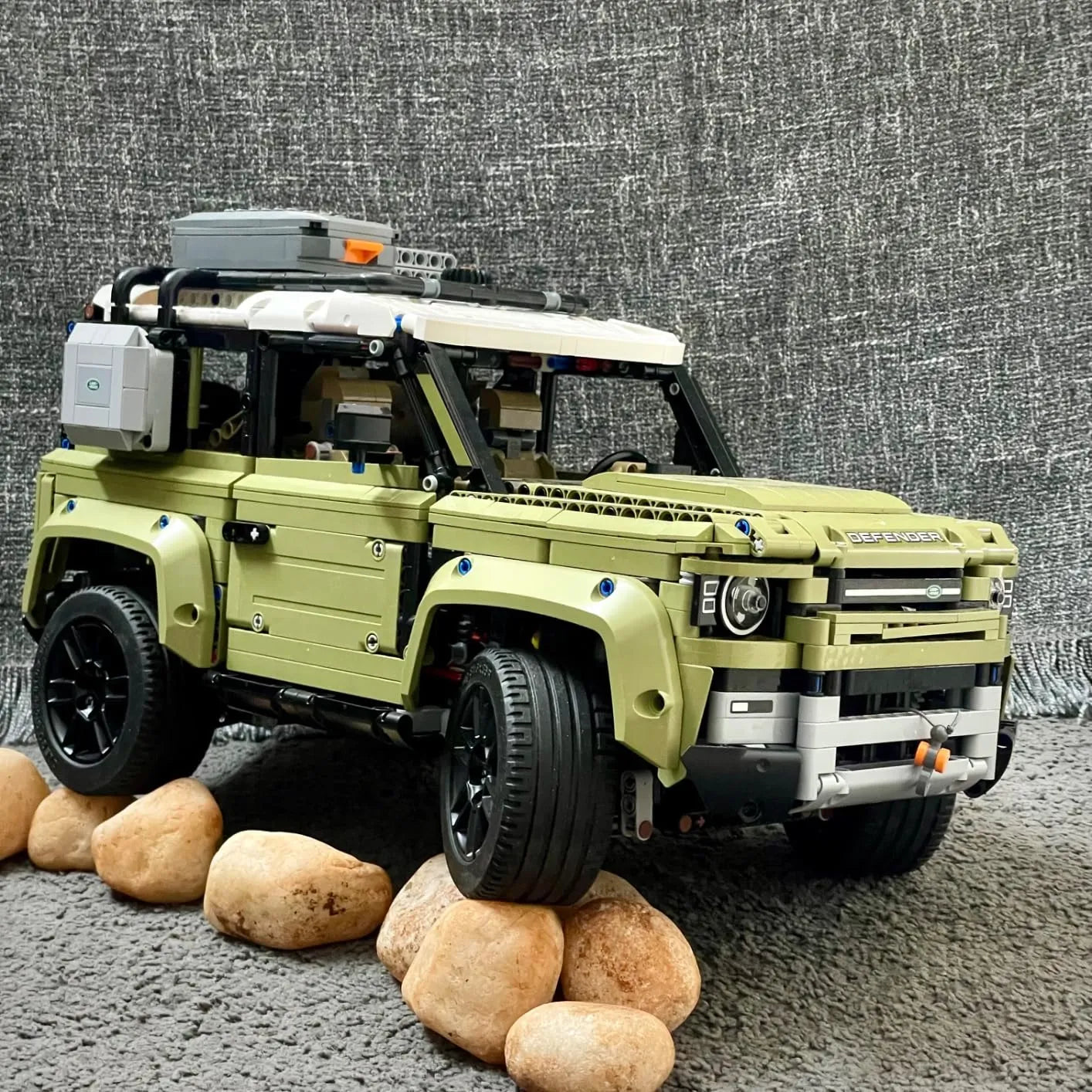 Landrover Defender Building Block Set (2573 Pcs)