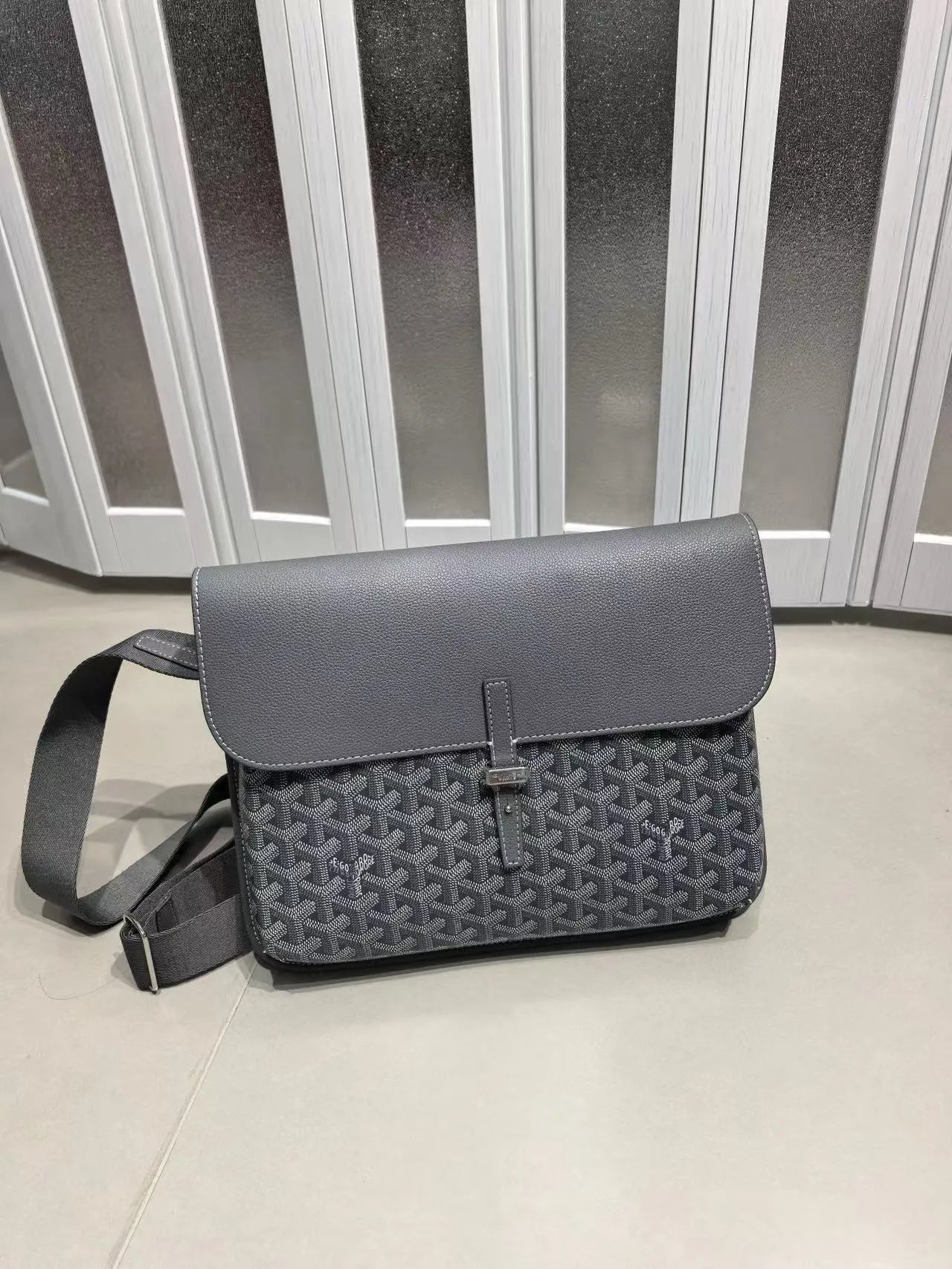GOY-D Luxe Courier Messenger Bag