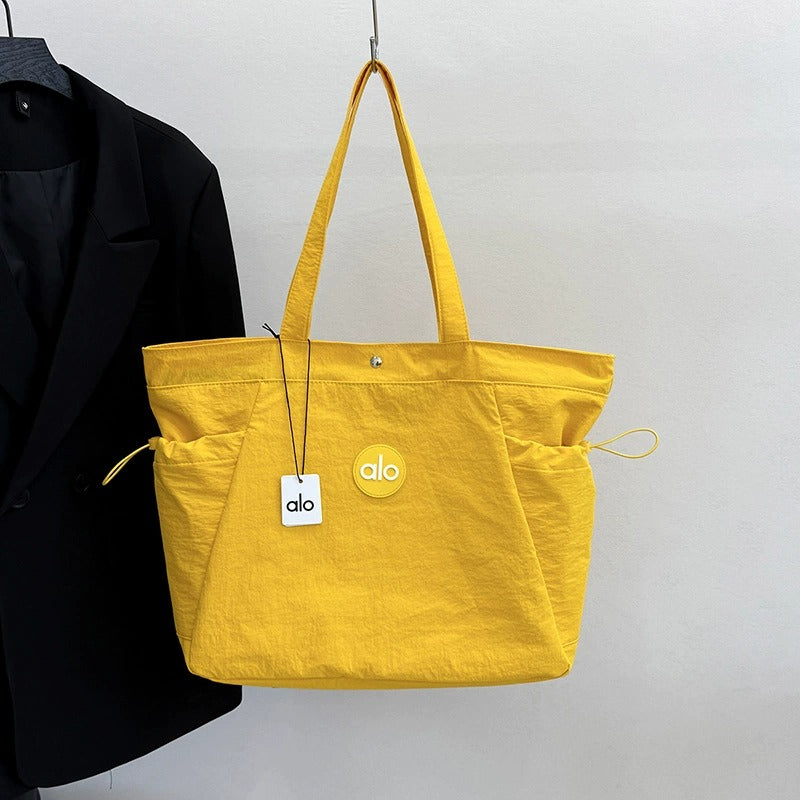 Alo Aura Universal Tote Bag