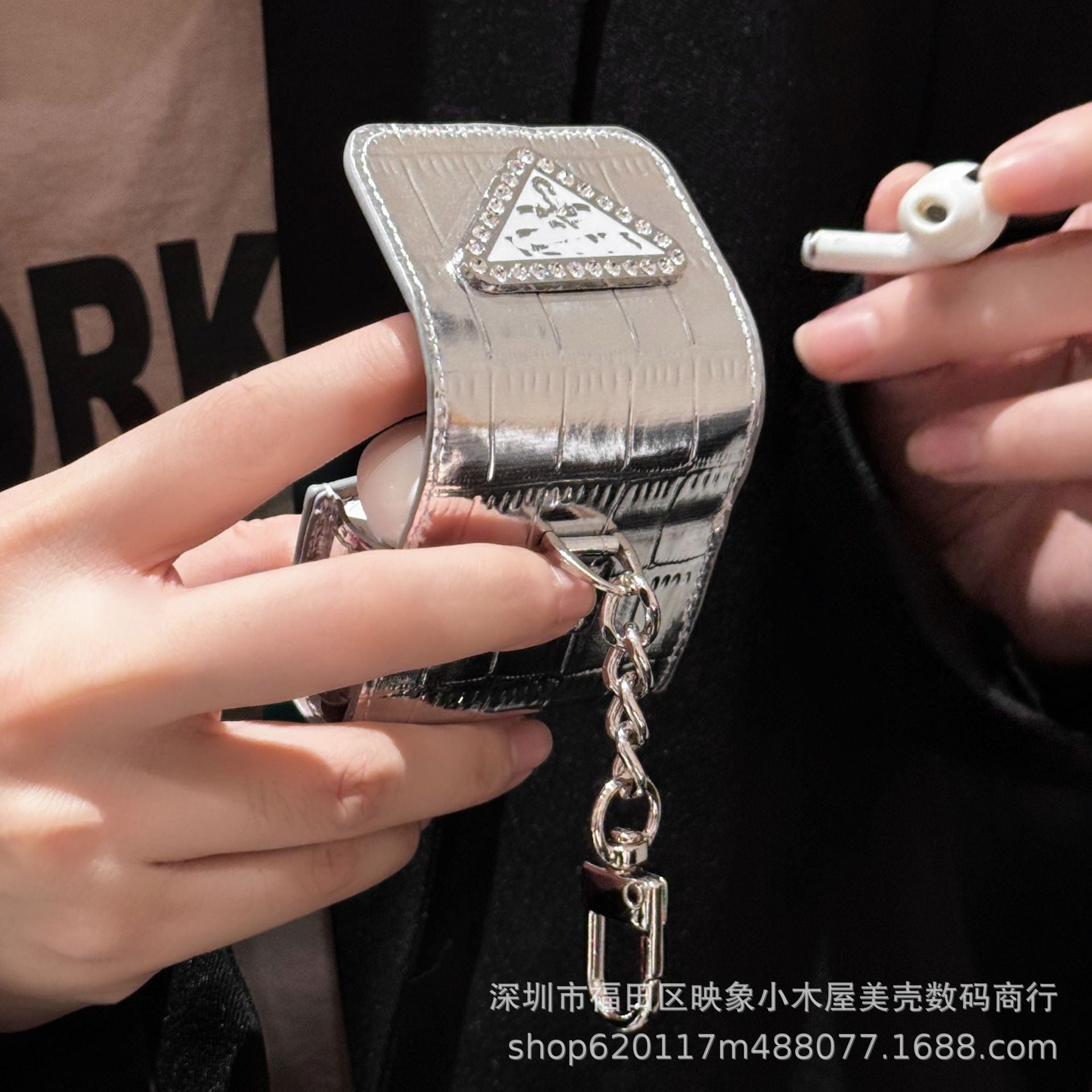 PRemium Avant-Garde Triangle Croc Case (For AirPods)