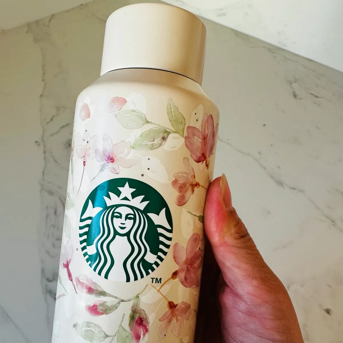 StarBX Sakura Dreams Bottle (473 ml)