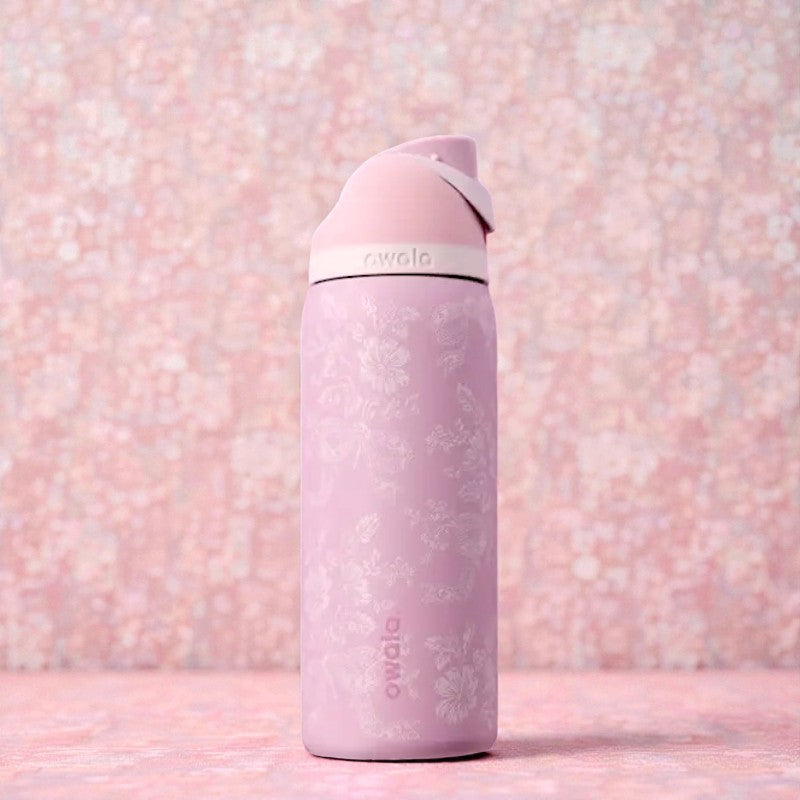 Owala FreeSip Insulated Water Bottle (24 oz/ 32 oz)