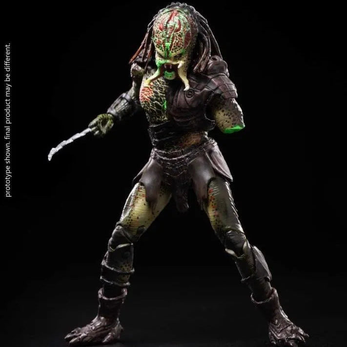 Hiya Predators Battle-Damaged Berserker Action Figure