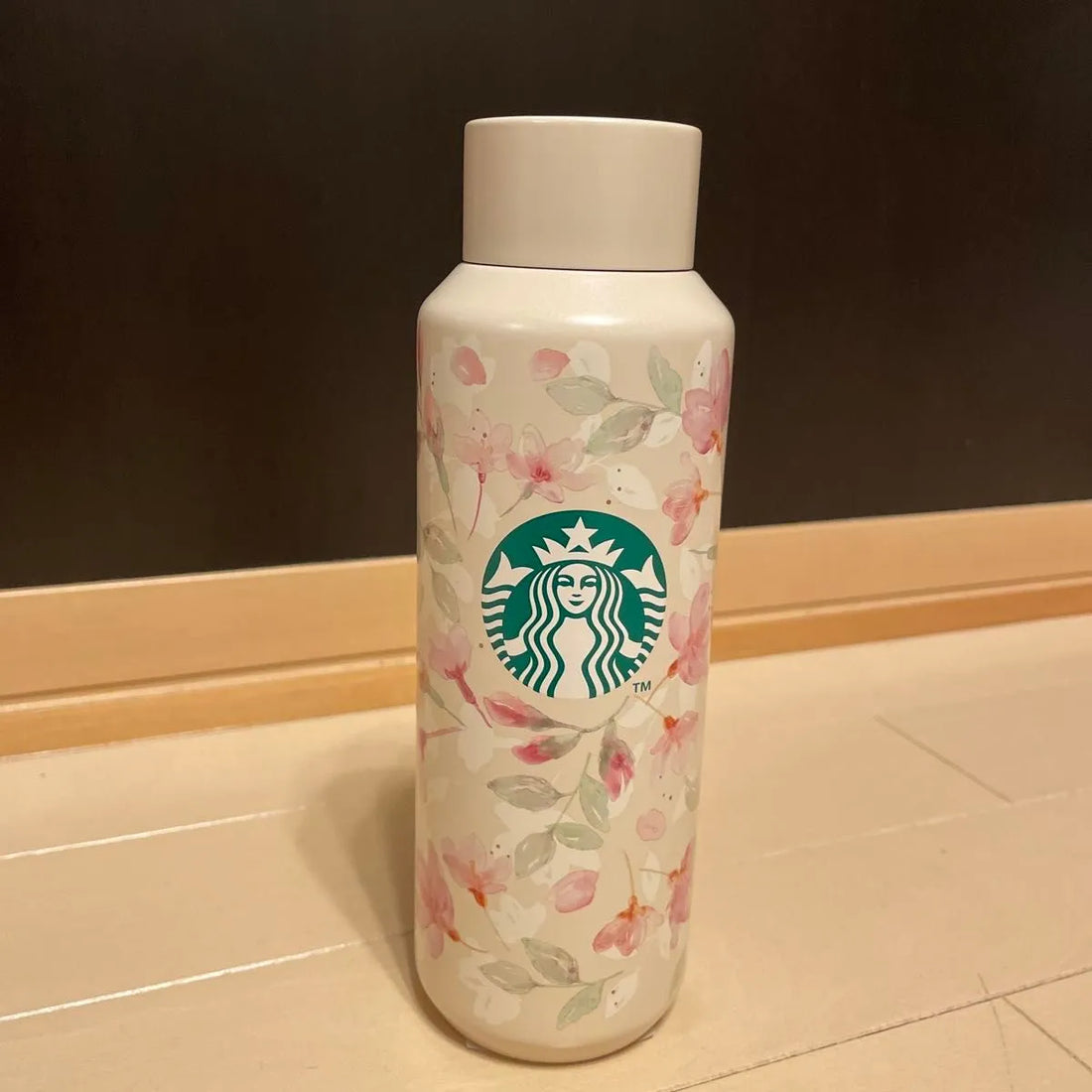 StarBX Sakura Dreams Bottle (473 ml)