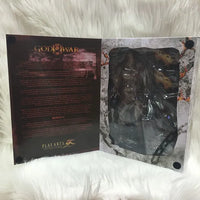 Play Arts Deluxe Edition God of War Kratos Figure (25 cm)