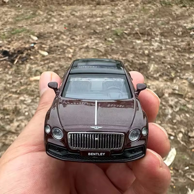 Bentley Flying Spur 1:47 Die-Cast Luxury Car