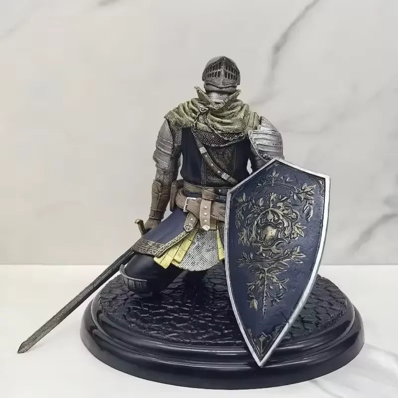 Dark Souls Oscar Knight Figurine (15 cm)