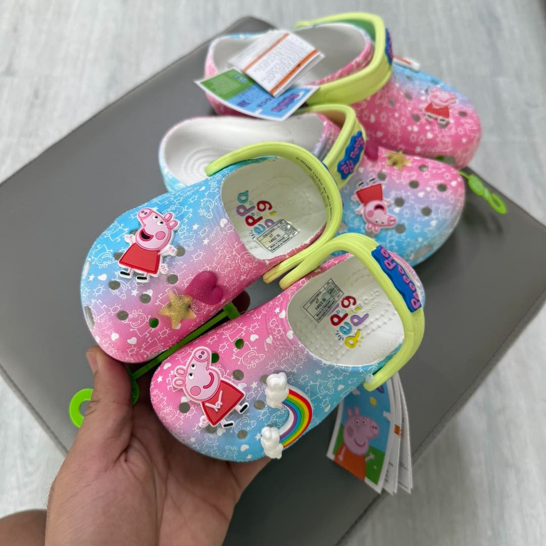 Peppa Pig Graffiti Clogs