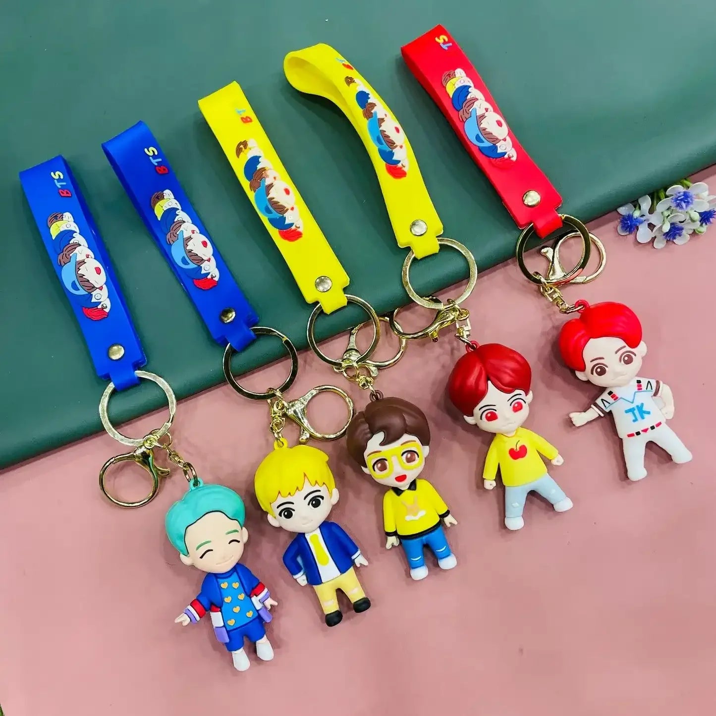 سلسلة مفاتيح BTS Vibrant Pop ثلاثية الأبعاد 