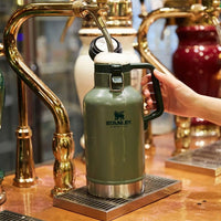 Stanley Classic Easy-Pour Growler (64 oz)