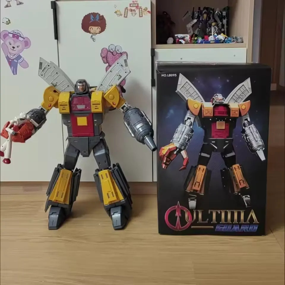 Weijiang L8095 and L8099 Ultima Guard Figures (63 cm)