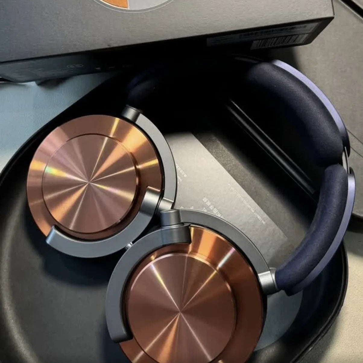 DAI-SUHN On-Track Noise Cancelling Bluetooth Headphones