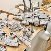 Millenium Falcon Star Wars Building Block Set