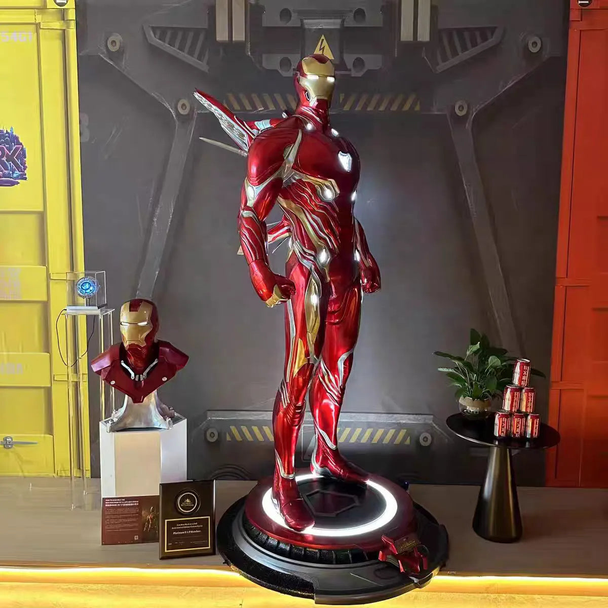 Marvel Avengers Iron Man Mark 50 1:1 Life-Size Statue (220 cm)