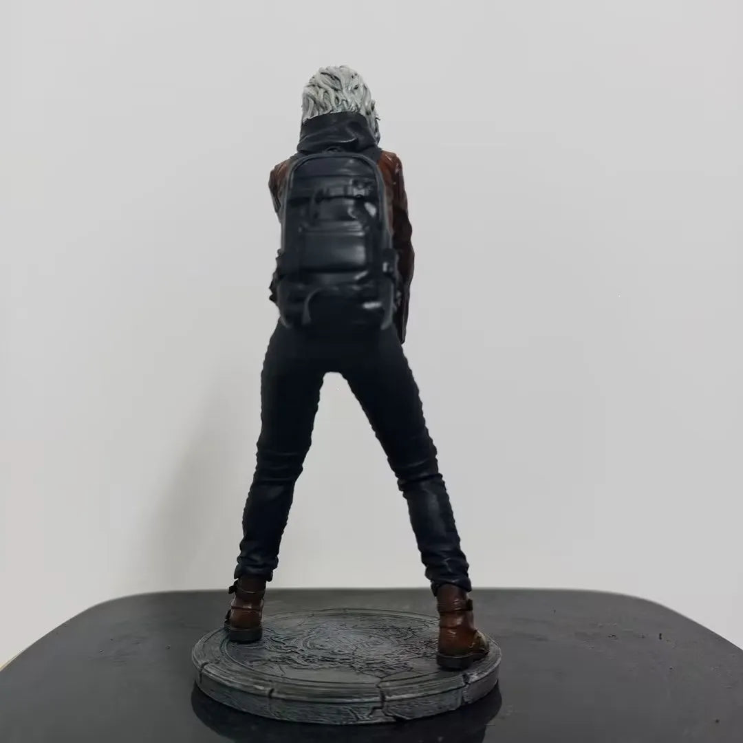 Resident Evil Leon and Grace Tactical Survivor Figure (21 cm)