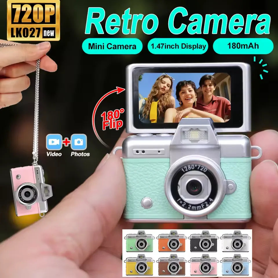 Pic Master Retro Palm Sized Keychain Camera