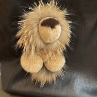 Safari Puff Premium Lion Charm