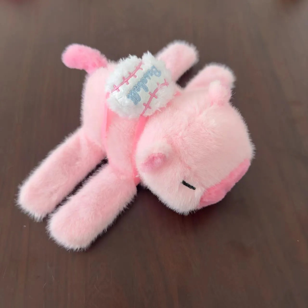 Sporty Capybara Wag Tail Plush Bracelet (23 cm)