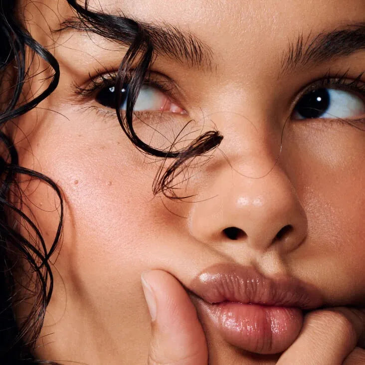 Rhode Peptide Lip Shape Liner