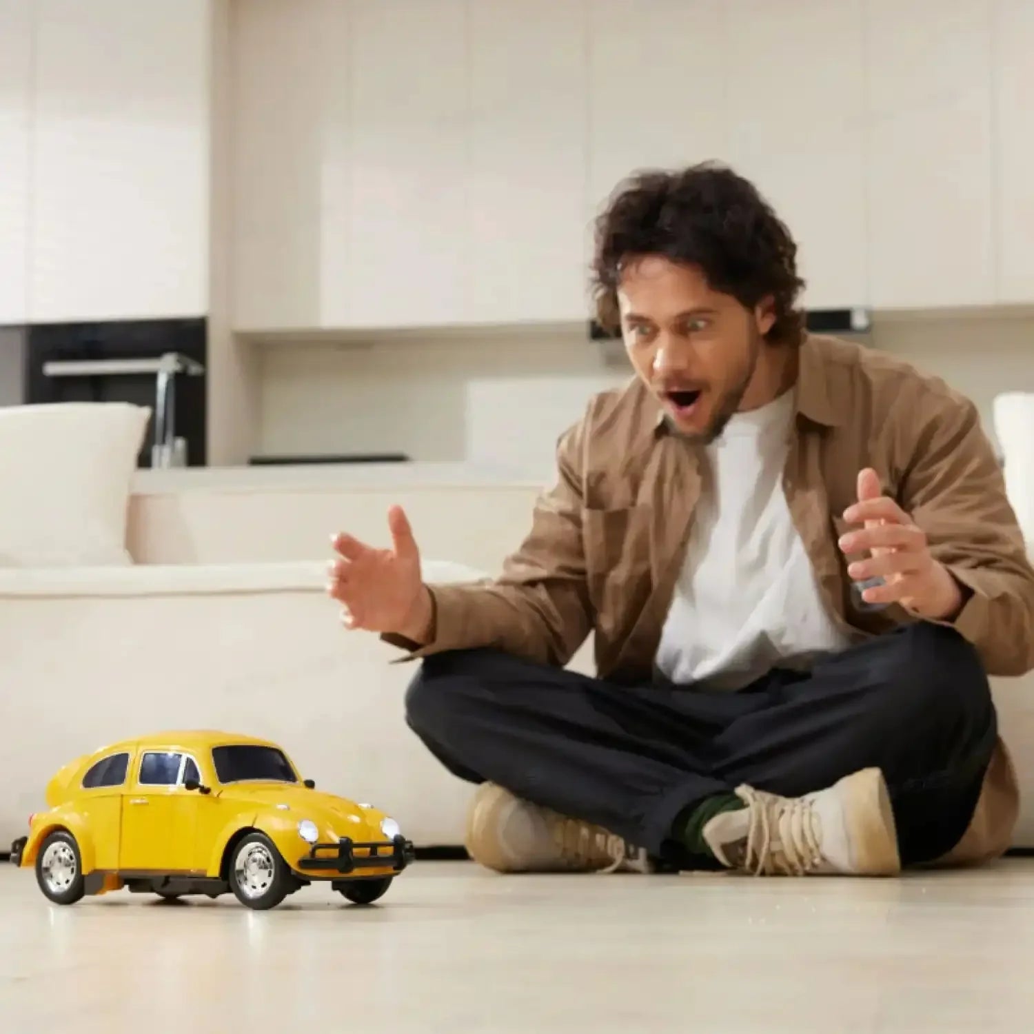 Robosen Bumblebee Auto-Converting Robot (34 cm)