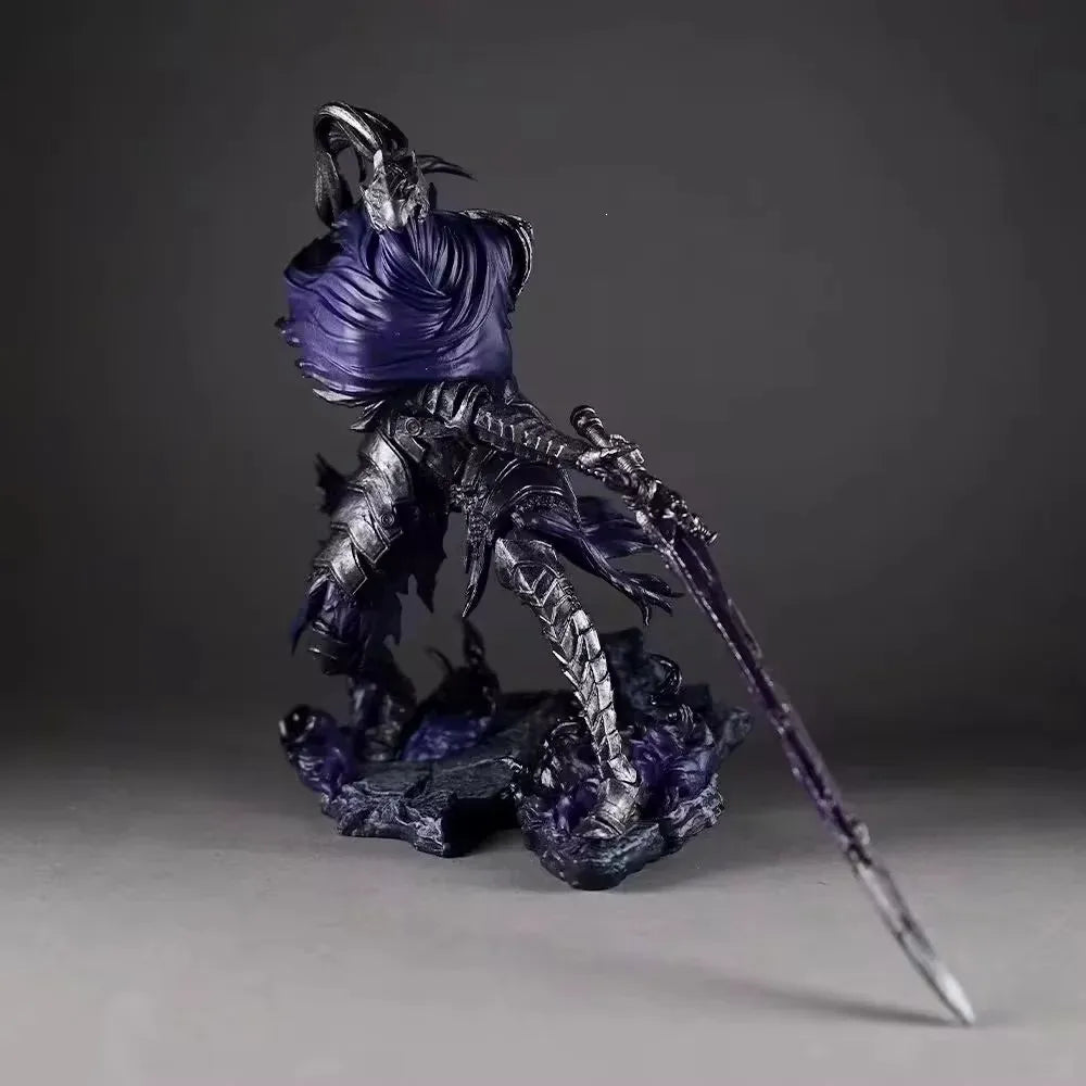 Dark Souls Knight Artorias Combat Figurine (18 cm)